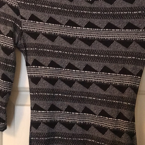 Black and white bodycon dress - Picture 2 of 2